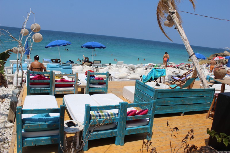 Tonic Beach Bar on Sunday